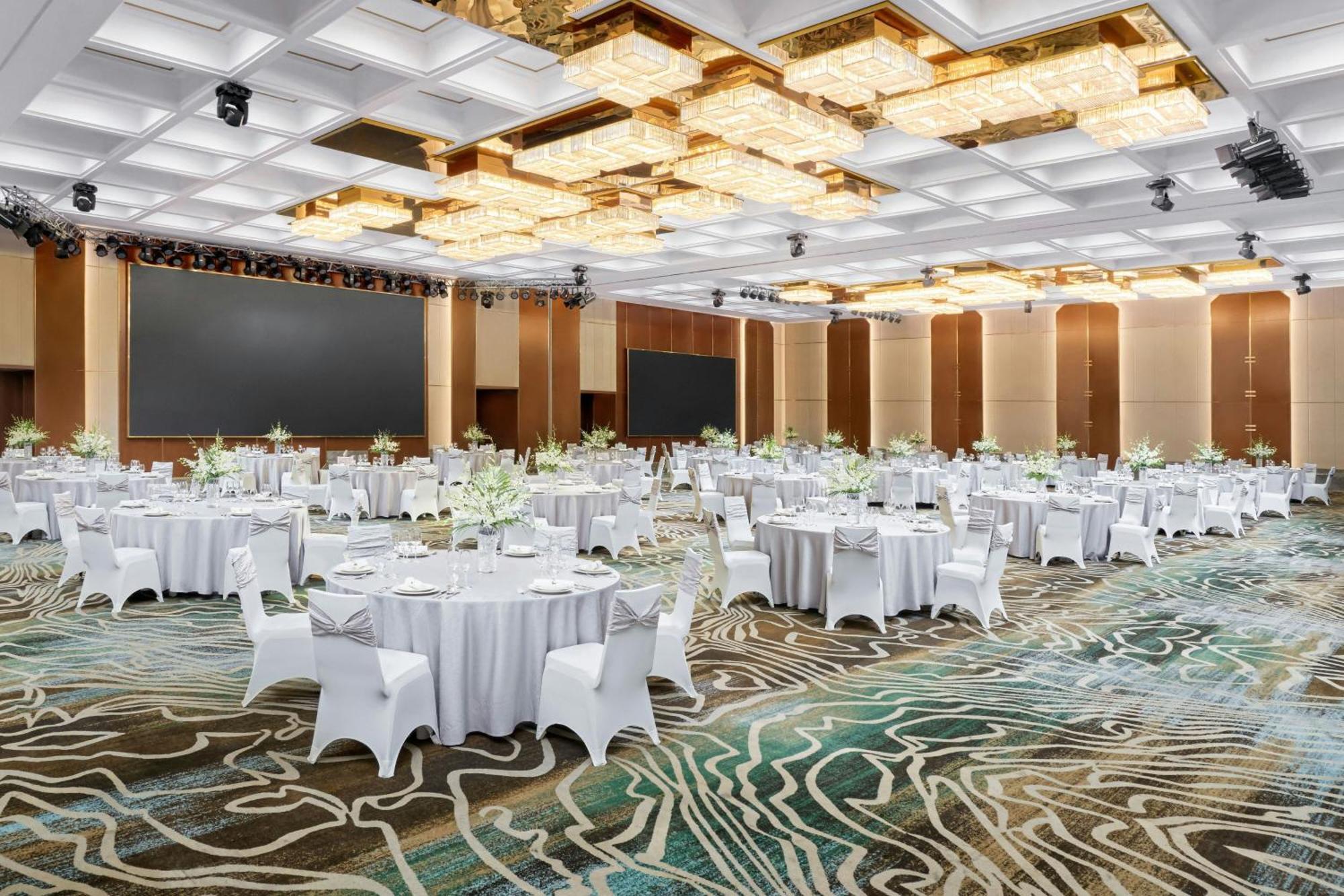 Vinpearl Landmark 81, Autograph Collection Ho Chi Minh City Exterior photo