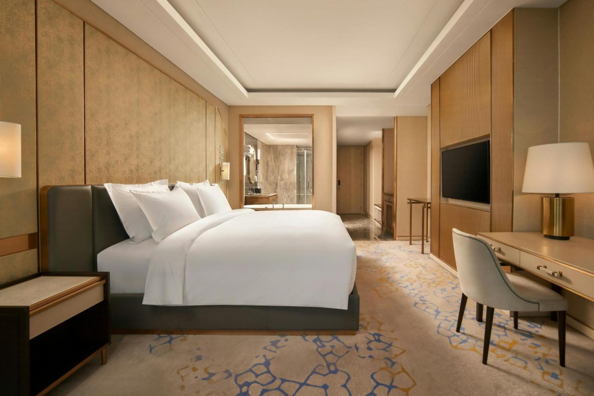 Vinpearl Landmark 81, Autograph Collection Ho Chi Minh City Exterior photo