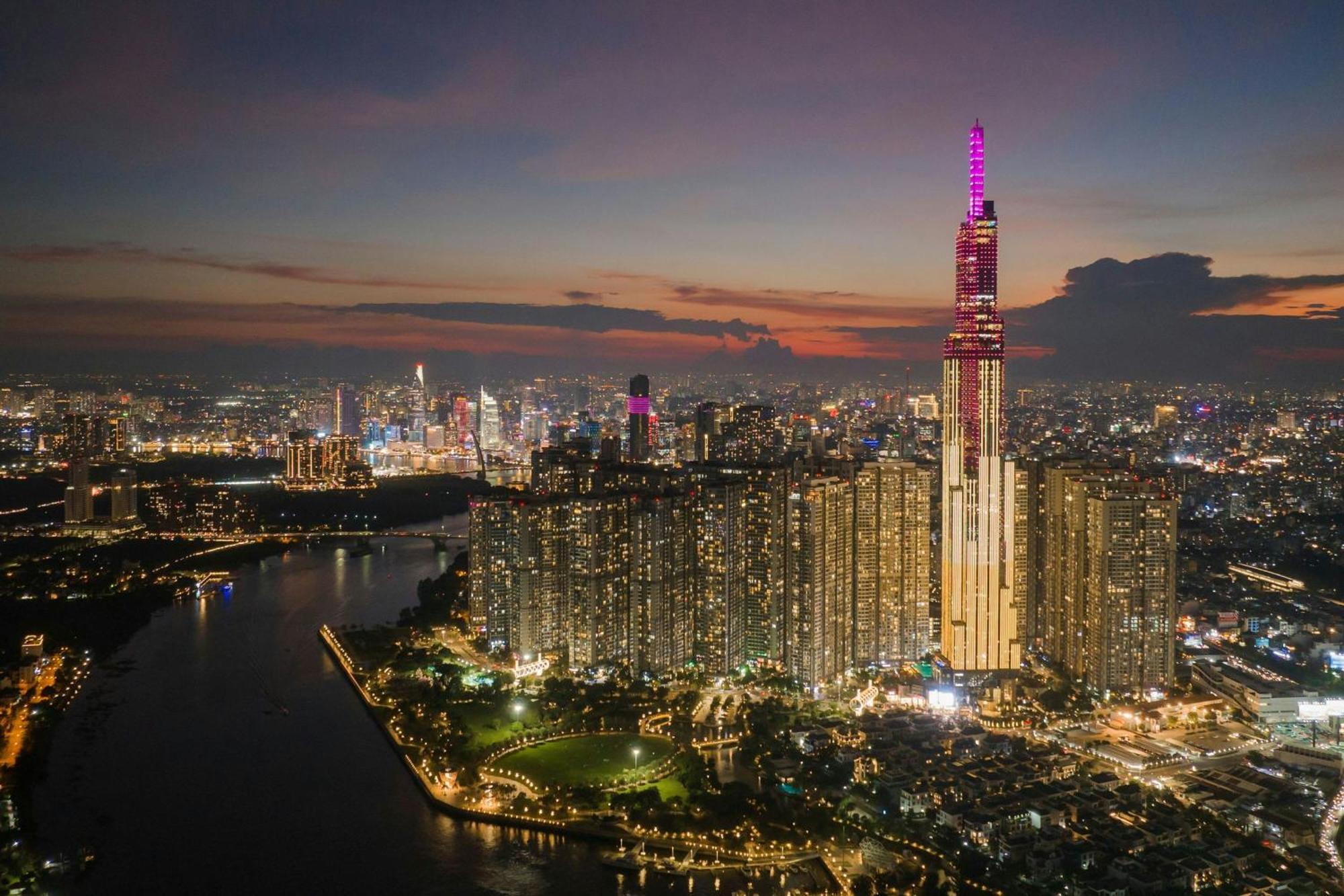 Vinpearl Landmark 81, Autograph Collection Ho Chi Minh City Exterior photo
